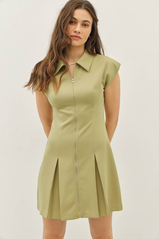 CHIC MINI DRESS WITH FRONT ZIPPER AND PLEATED HEM