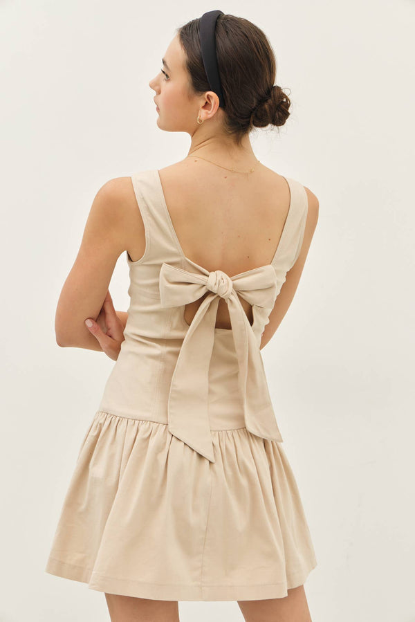 BACK BOW TIE DETAIL DROP WAIST COTTON MINI DRESS